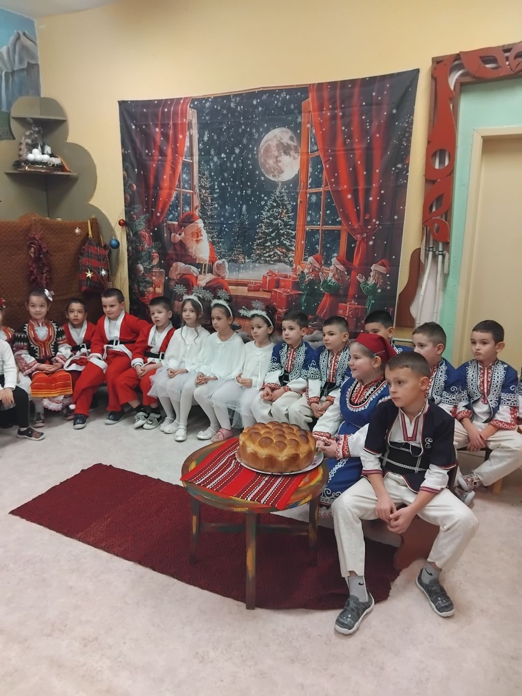 Коледни тържества по групи - ДГ Радост - Драгоман